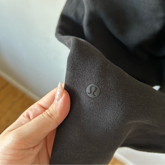 Lululemon Scuba High Rise Cropped Jogger Pants Womens 8 Washed Black - Picture 5 of 6